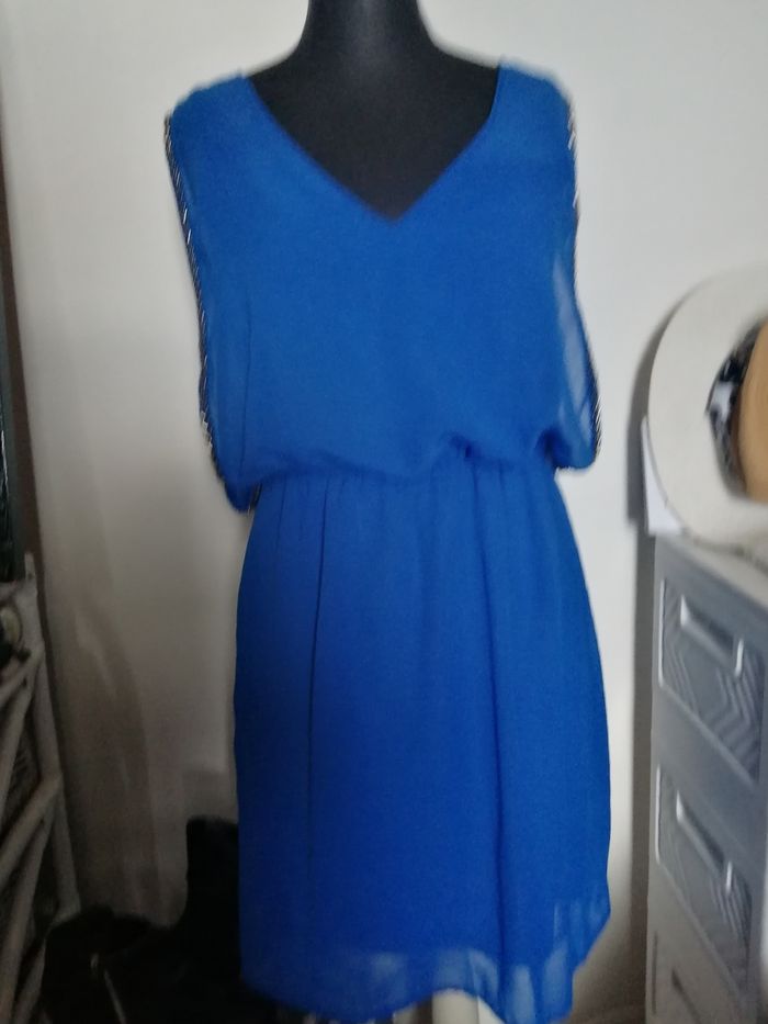 Robe fluide. Bleu. Bijou 38 - photo numéro 9