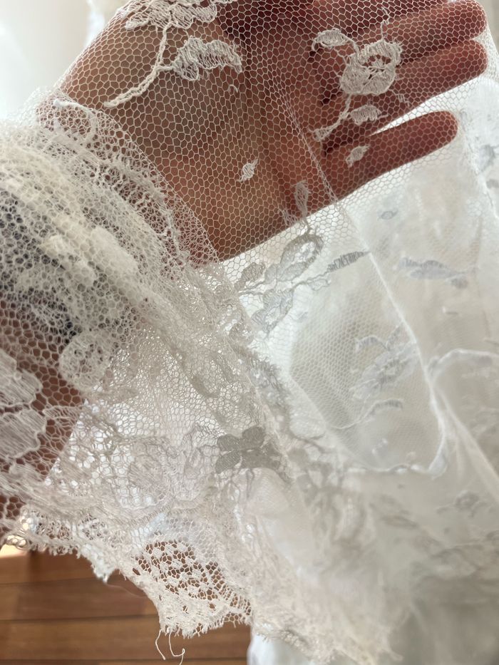 Robe de mariée dentelle bohème chic Cymbeline Paris - photo numéro 10