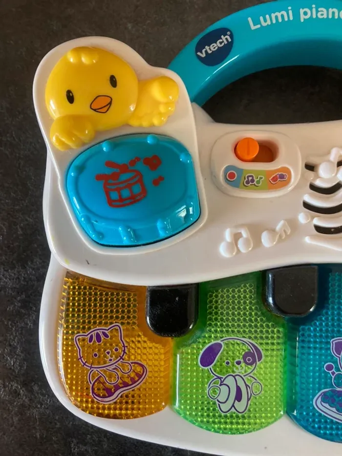 Jouet musical lumi piano de Noé vtech - photo numéro 4