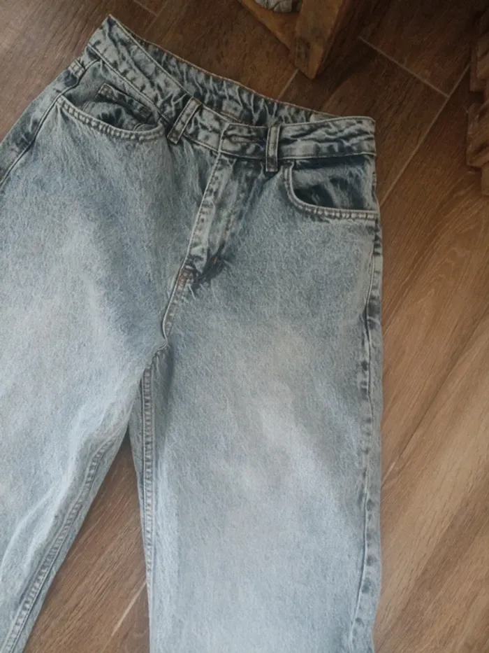 Jeans neuf 36 - photo numéro 2