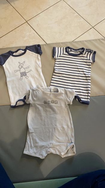 Lot de 3 combinaisons été 6 mois