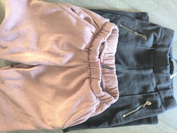 2 pantalons jogging