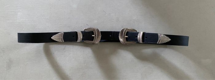 Ceinture femme double boucle noire et argentée