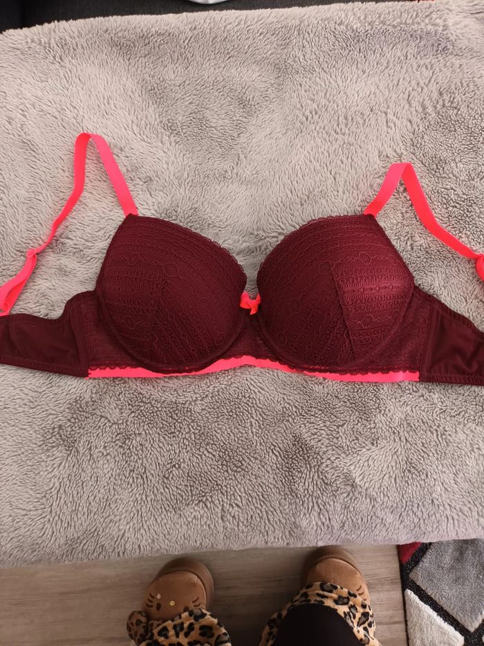 Soutien gorge Bordeaux