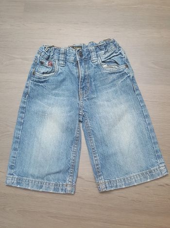 Short en jeans taille 104