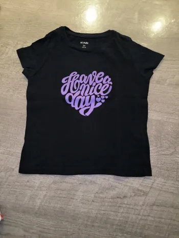 Tee shirt