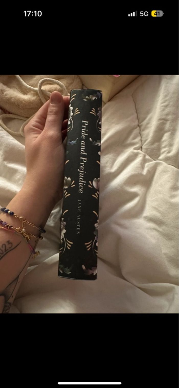 Livre orgueil et préjugés - photo numéro 2