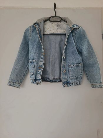 Veste en jean avec capuche 5 6 ans primark