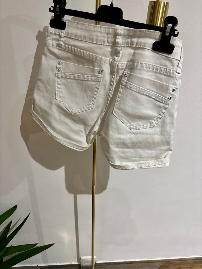 Mini short taille 36 - photo numéro 6