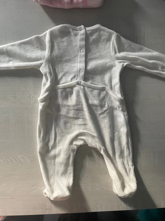 Lot de 2 pyjamas taille 3 mois marque Orchestra - photo numéro 8