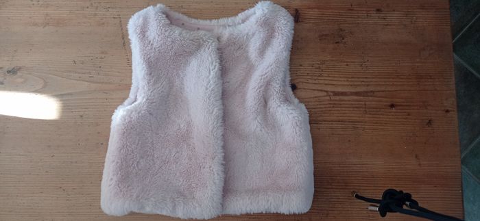 Gilet Okaidi fourrure rose pâle