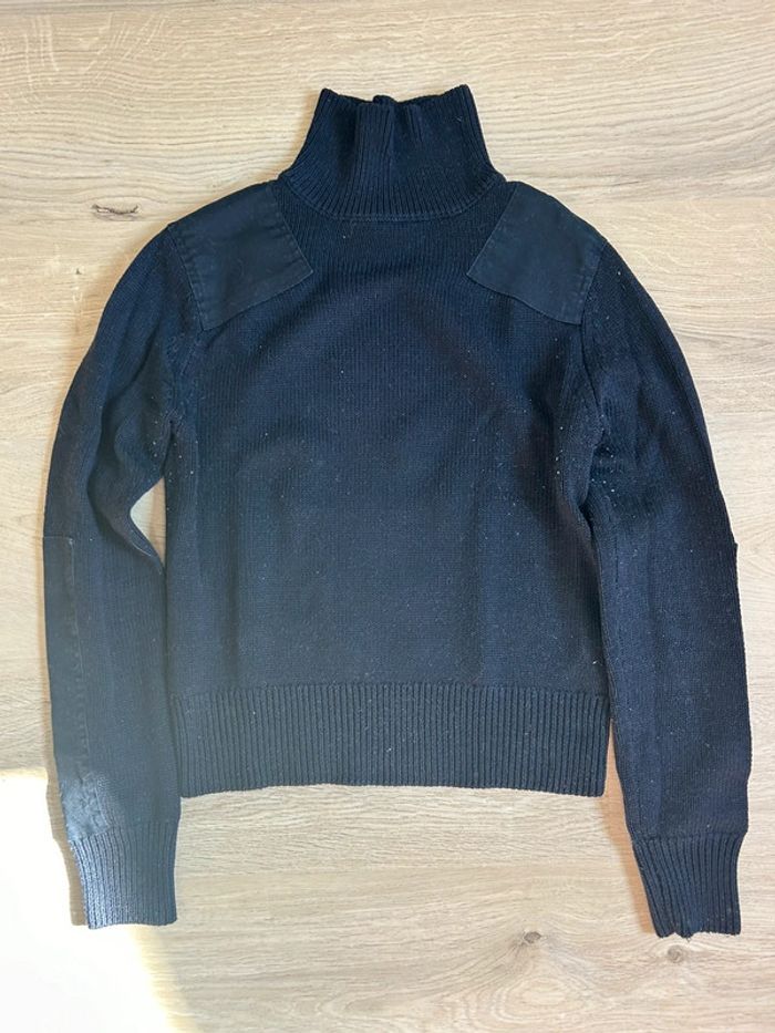 👕 Pull col roulé bleu marine Zara