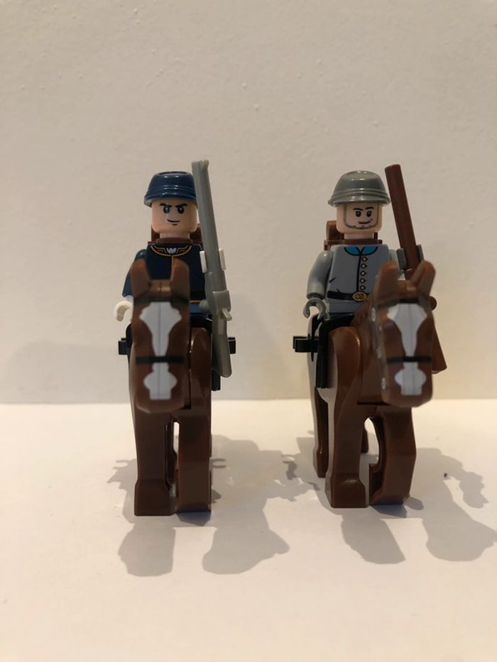 Figurine type lego 2 soldats de la guerre d’indépendance US Soldats