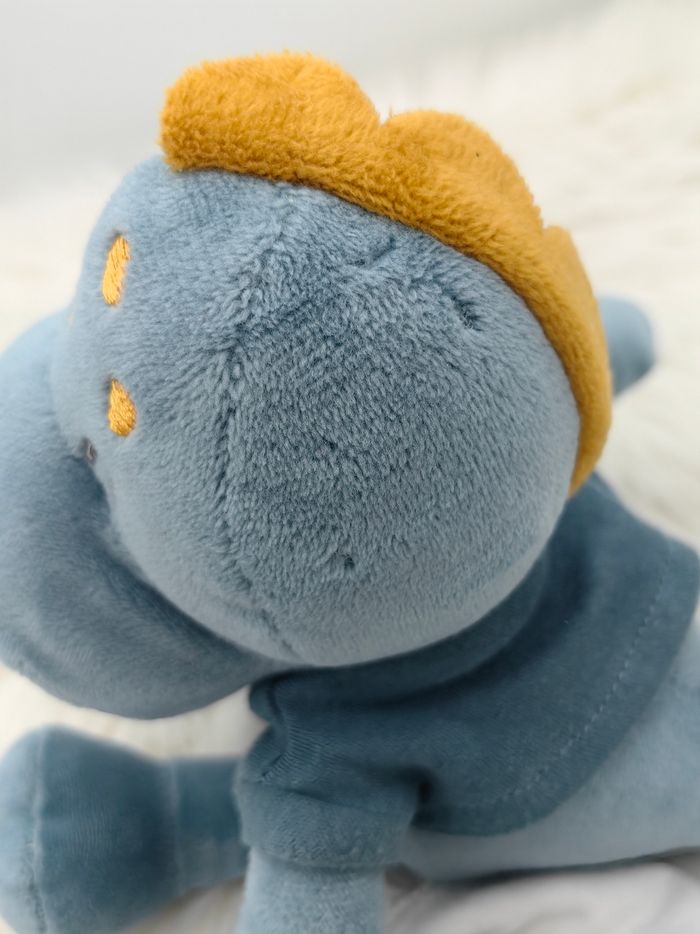 Doudou mouchoir dragon dinosaure bleu et jaune Auchan In Extenso - photo numéro 7