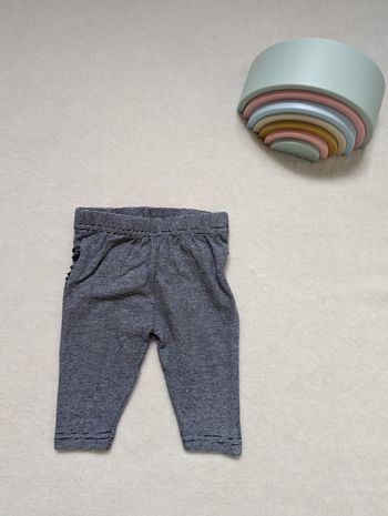 Legging  bleu avec fantaisie