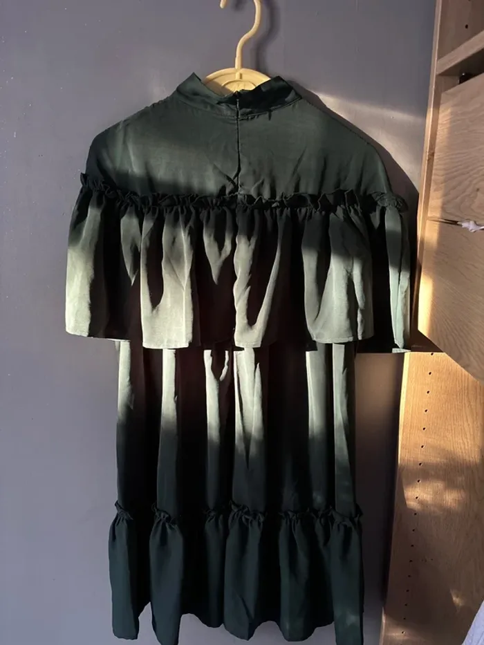 Robe boohoo verte - photo numéro 3