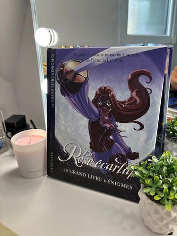 la rose écarlate le grand livre d’énigmes