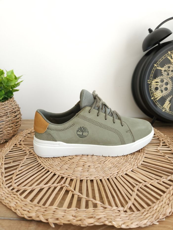 Baskets en Cuir Vert Kaki Timberland Pointure 36 - photo numéro 3