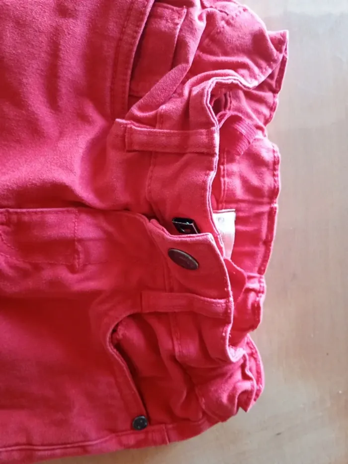Pantalon rouge garçon, 4 ans, orchestra, très bon état, réglable - photo numéro 2