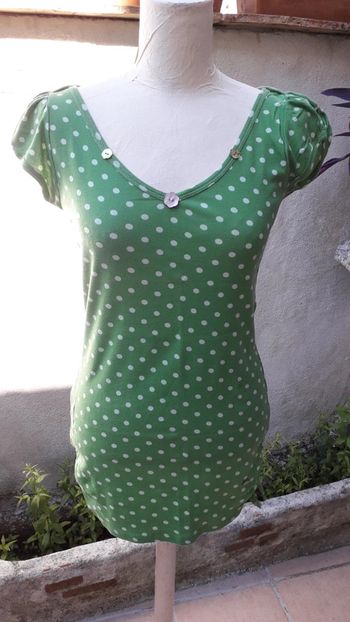 Tee-shirt en coton vert et pois blancs, manches courtes ballon