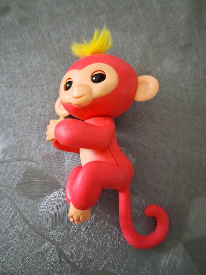 Figurine Wow Week Fingerlings ouistiti