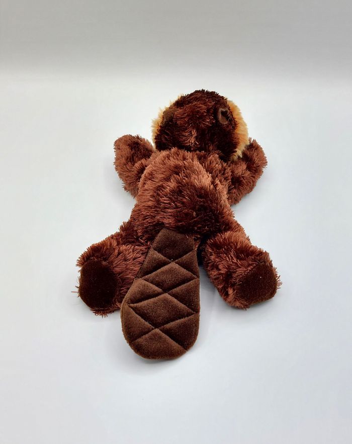 Peluche petit castor marron beige AURORA World 25 cm doudou - photo numéro 3
