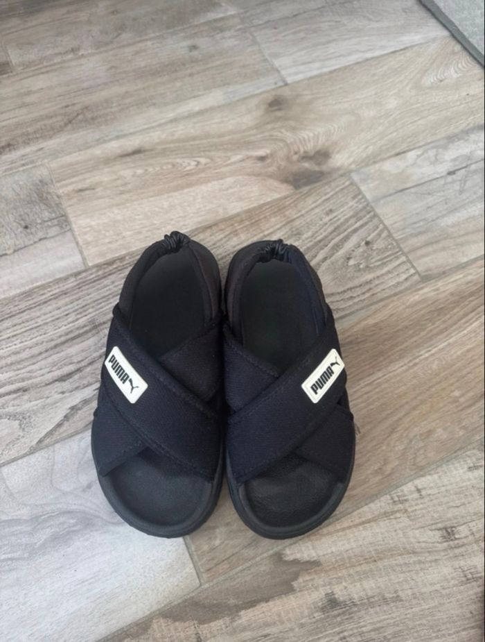 Sandales Puma taille 37 - photo numéro 2