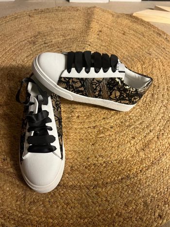 Baskets femme CL11 taille 41 noires et blanches