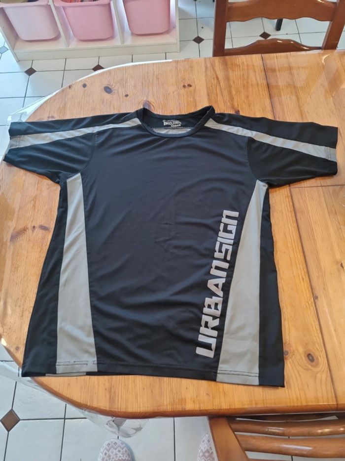Hauts de sport taille 2