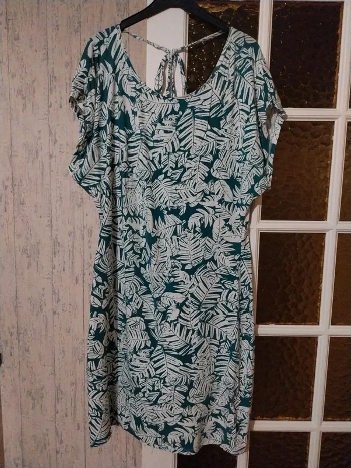 Robe courte T.M