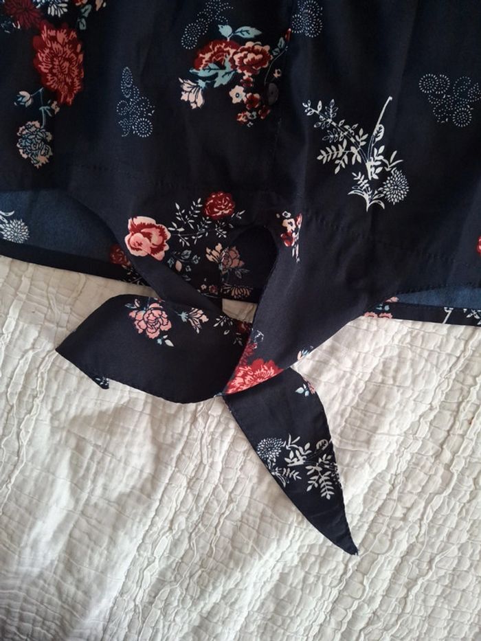 Chemisier à fleurs taille 42 - photo numéro 3