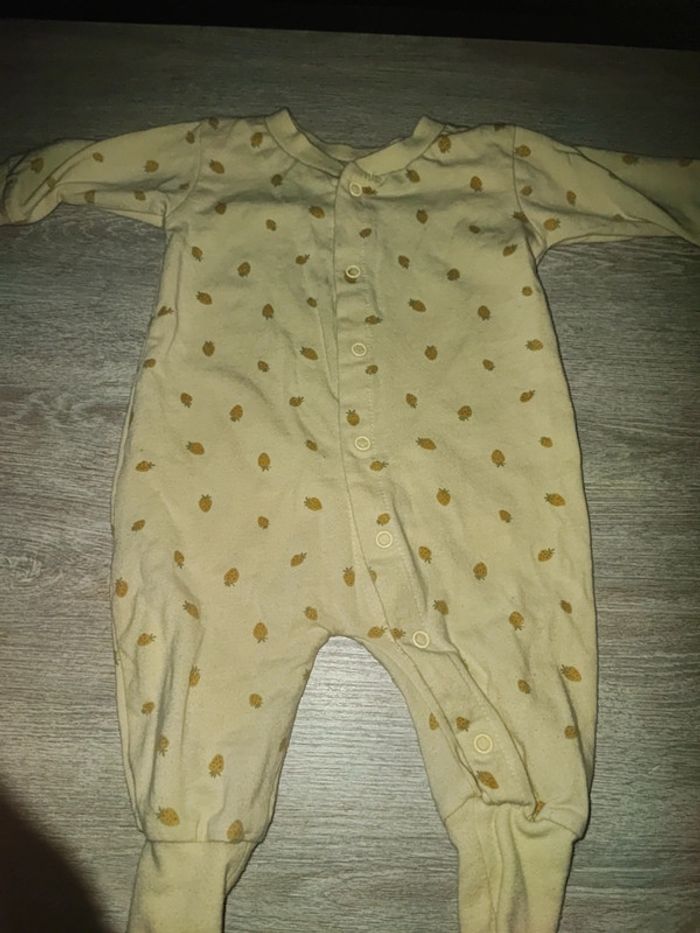 Combinaison bébé taille 50