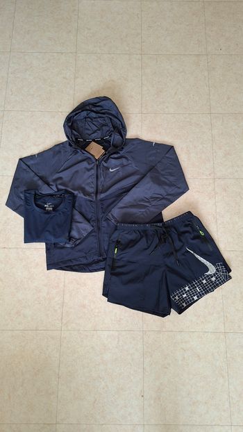 Ensemble Nike Running Homme Taille M – Veste, T-shirt & Short Bleu