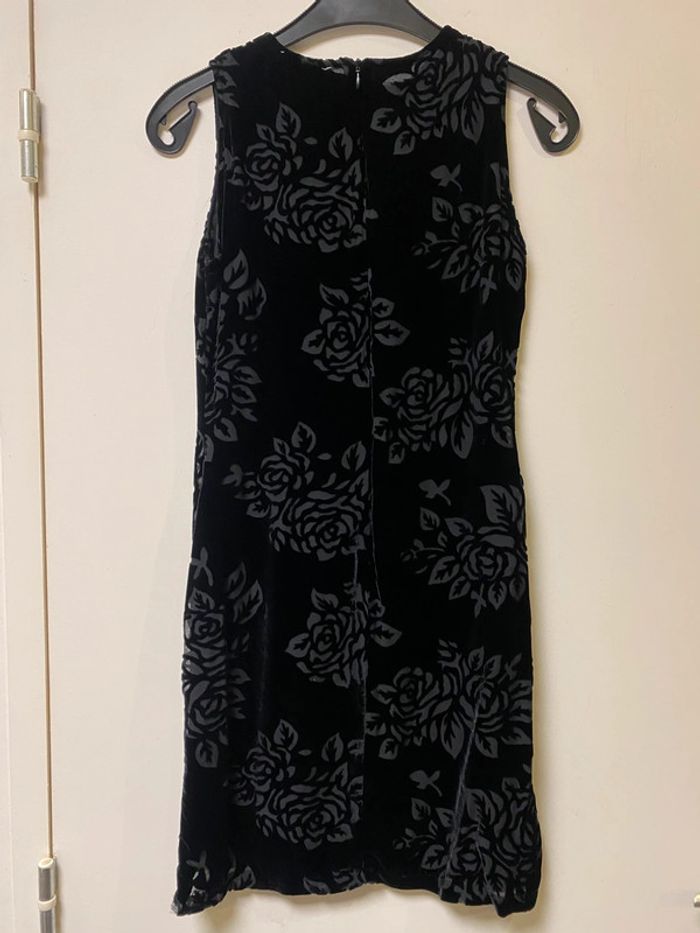 Magnifique robe noire effet velours avec doublure Camaïeu taille 34 - photo numéro 3