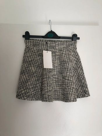 Superbe belle mini jupe en jacquard taille haute  Zara neuve avec étiquette Taille S
