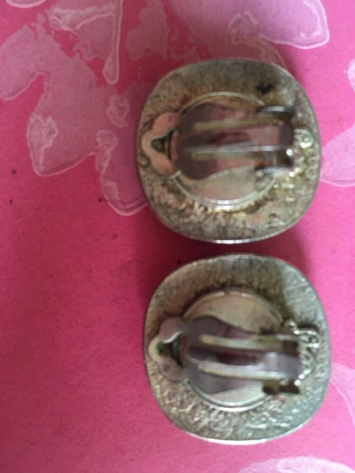 Boucles d’oreilles clips métal et verre années 80 - photo numéro 2