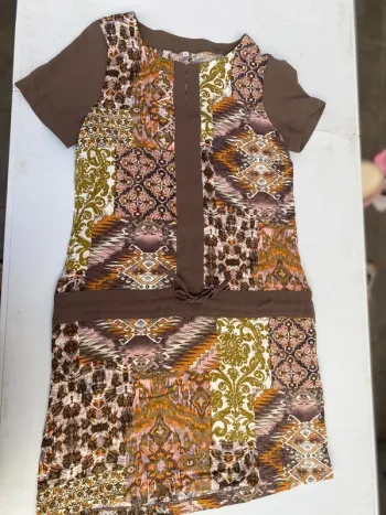 Robe courte à motif