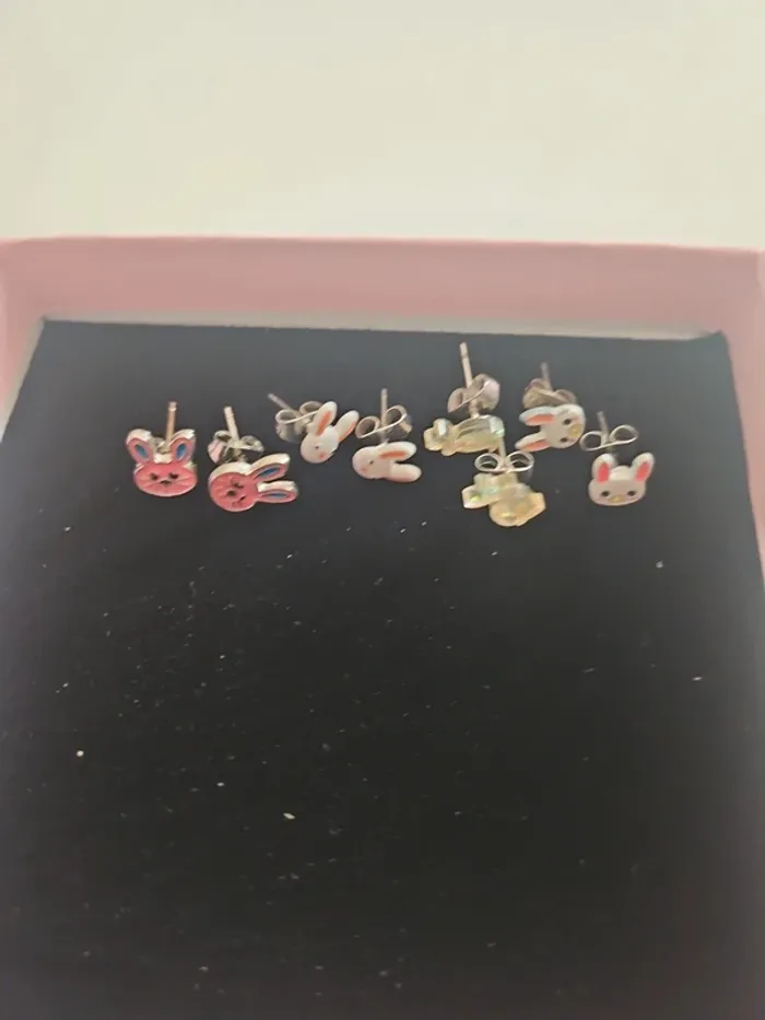 Lot de 4 paires de boucles d'oreilles Lapin
