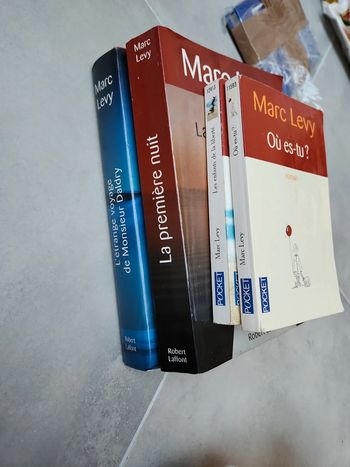 Lot de 4 livres Marc Lévy