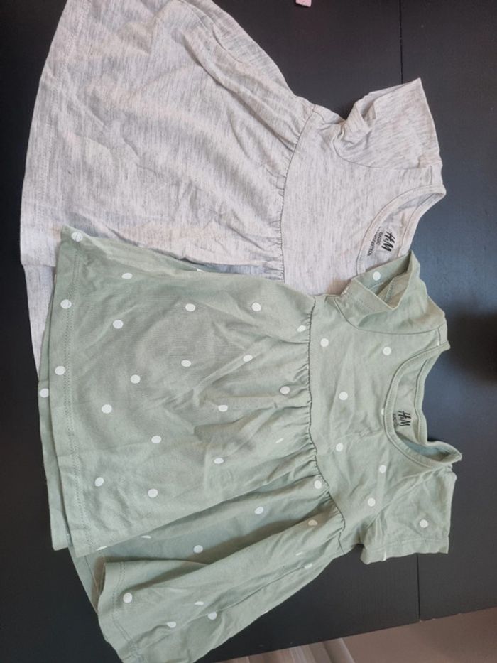 Lot 2 robes bébé