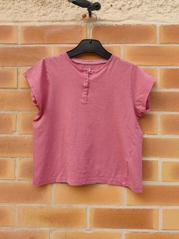 T-shirt fille 8 ans vieux rose en bon état CFK