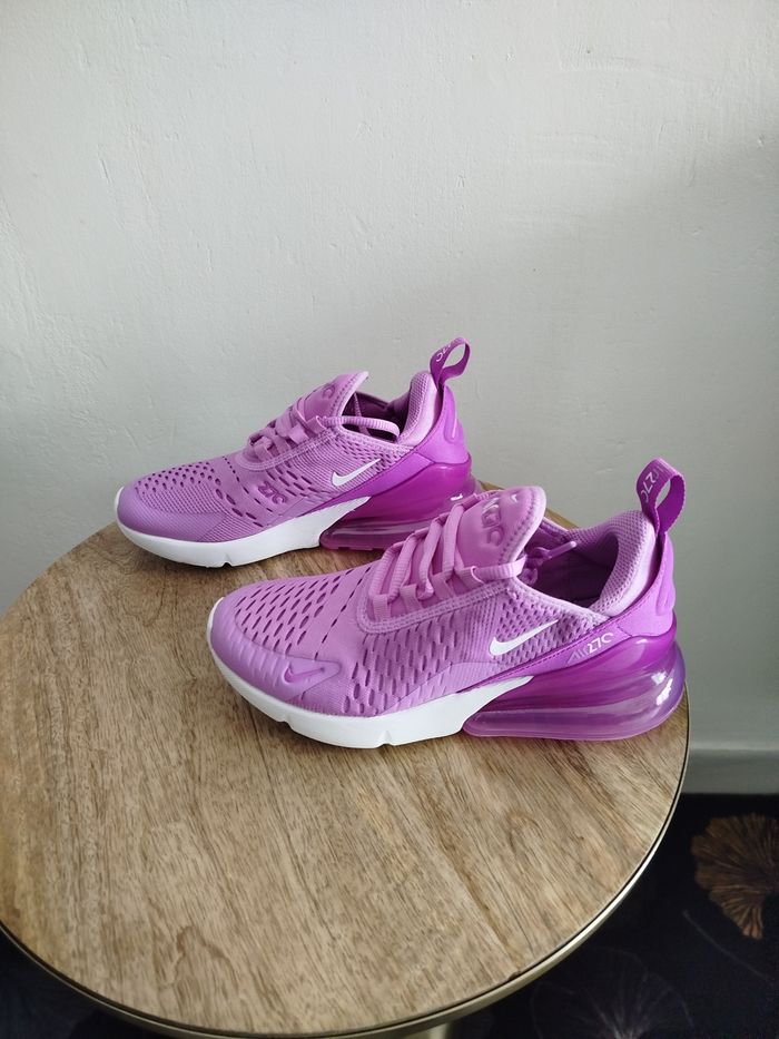 Baskets Nike T 35,5 - photo numéro 3