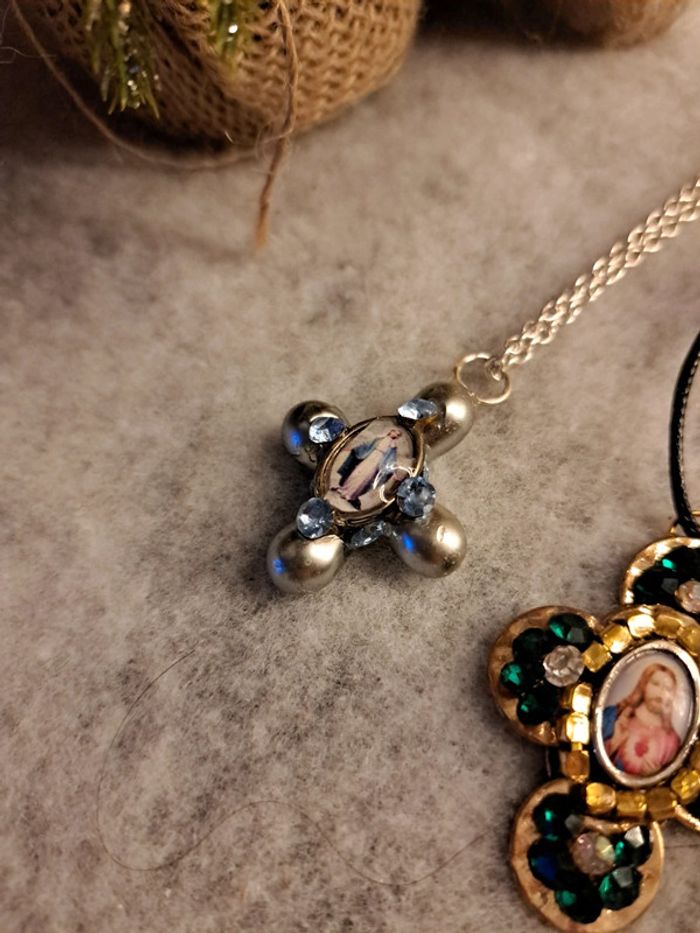 Lot de colliers religieux multicolore - photo numéro 6