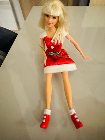Barbie robe Noel