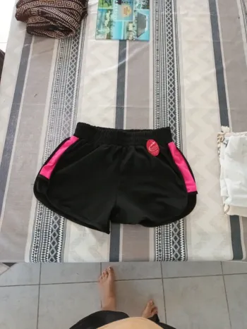 Short léger noir