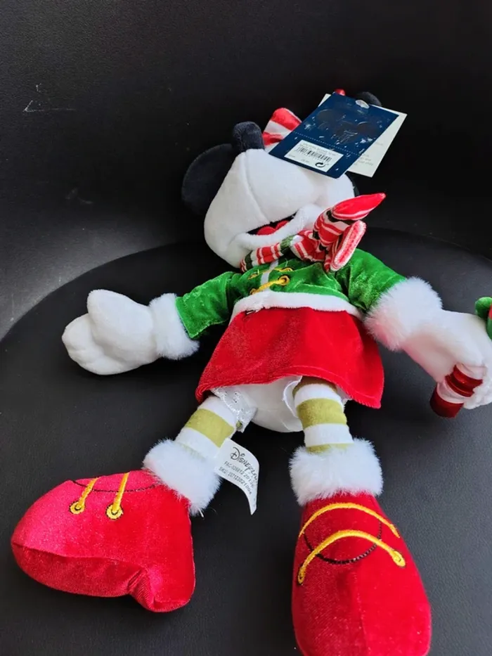 Peluche Minnie Mouse Noël 2022 Disneyland Paris Disney sucre d'orge rouge vert 36 cm - photo numéro 2