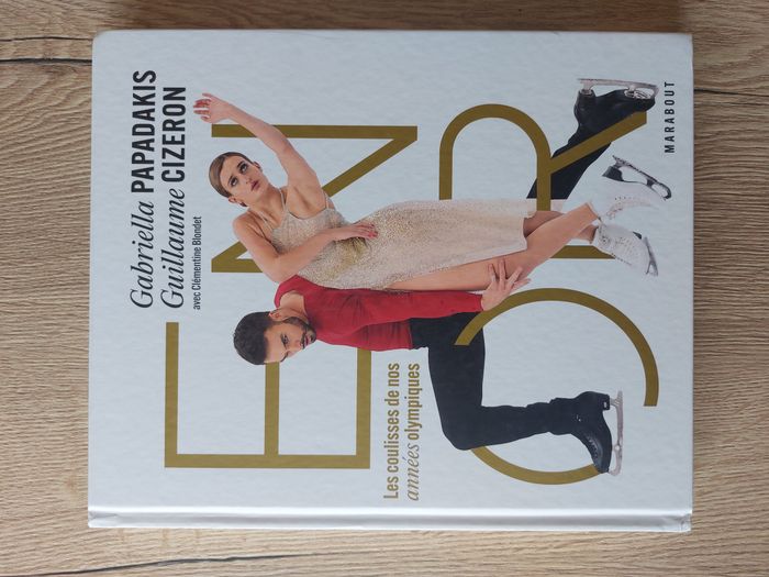Livre partinage artistique "En or" Gabriella Papadakis Guillaume Cizeron