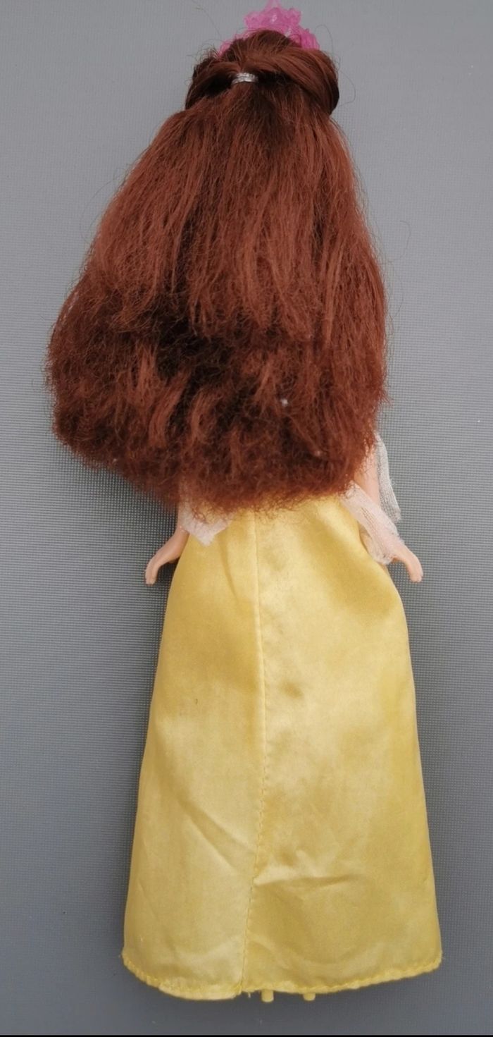 Disney Princess : Poupée poussière d etoiles Belle - photo numéro 2