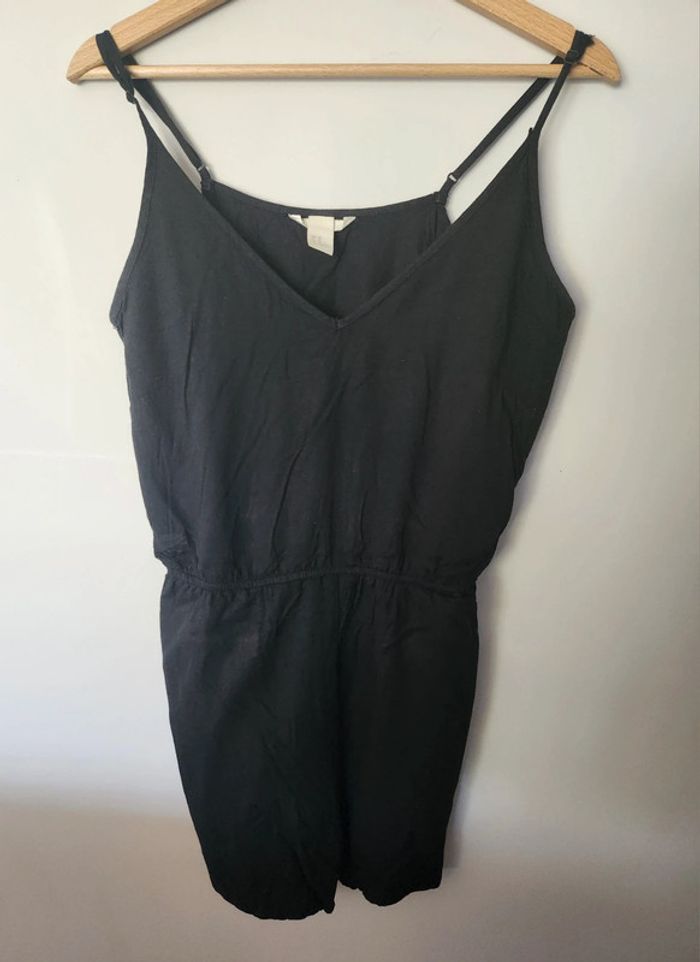 combi short a fines bretelles réglables à noire excellent état Taille 40 H&M