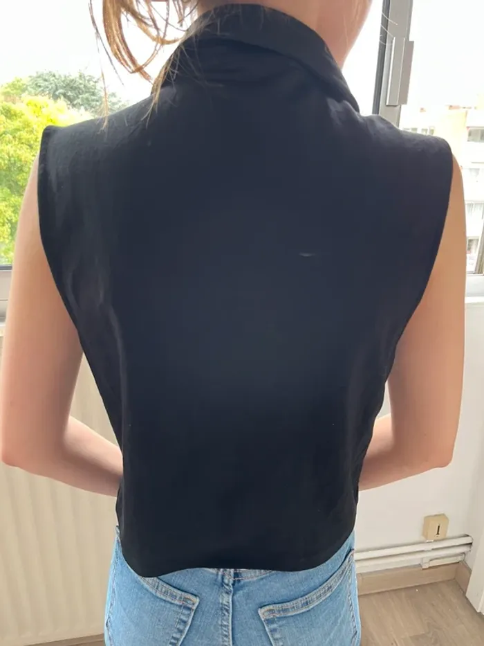 Haut mango sans manche noir XS neuf - photo numéro 2